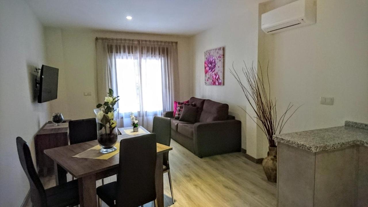 Apartamentos El Gallo 마르베야 외부 사진
